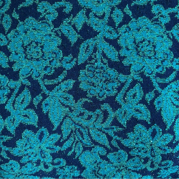 Vintage 1960’s Tunic Style Sleeveless Floral Metallic Top - Picture 8 of 12